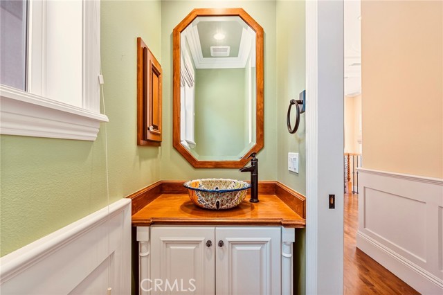 1533 Goodman Avenue, Redondo Beach CA: https://media.crmls.org/medias/af99e961-e7f0-41ff-8c6d-51330b6e6b8c.jpg