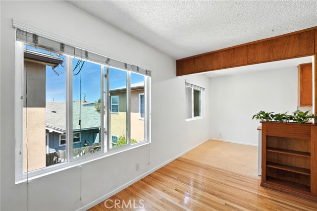 Detail Gallery Image 11 of 45 For 2135 E Florida St #7,  Long Beach,  CA 90814 - 1 Beds | 1 Baths