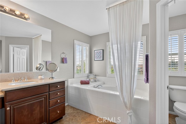 Detail Gallery Image 25 of 60 For 33888 Madrigal Ct, Temecula,  CA 92592 - 5 Beds | 3 Baths