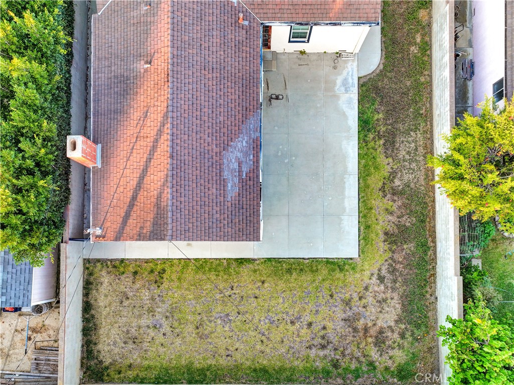 https://media.crmls.org/medias/af9c0ed5-2c45-46a3-a2ad-60c52fa165e7.jpg?preset=X-Large
