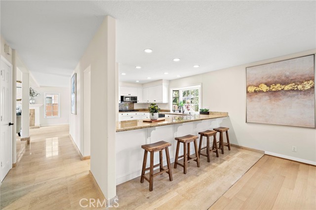 Detail Gallery Image 15 of 67 For 18817 Tomahawk Street, Fountain Valley,  CA 92708 - 5 Beds | 3 Baths