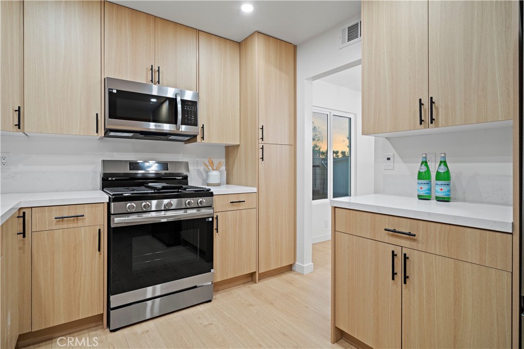 MLS #CV25265657 image #10