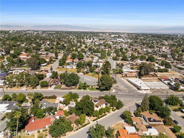 Detail Gallery Image 4 of 34 For 2801 Alta Vista Dr, Bakersfield,  CA 93305 - – Beds | – Baths