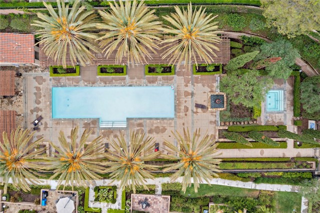 25 Saraceno, Newport Coast CA: https://media.crmls.org/medias/af9eba18-c469-4d08-b8f3-d5b79cb4d6ff.jpg