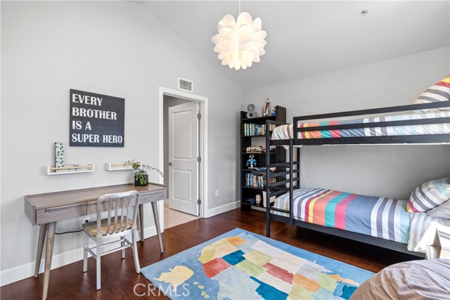 523 Juanita Avenue, Redondo Beach, California 90277, 5 Bedrooms Bedrooms, ,2 BathroomsBathrooms,Residential,Sold,Juanita,SB22083866