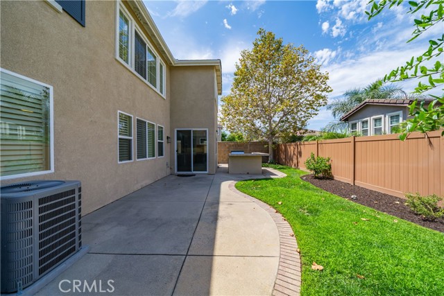Detail Gallery Image 9 of 59 For 5859 E Treehouse Ln, Anaheim Hills,  CA 92807 - 4 Beds | 3 Baths