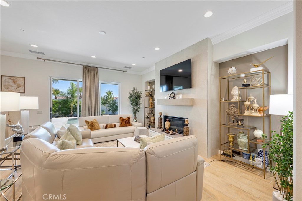 MLS #CV25188068 image #21