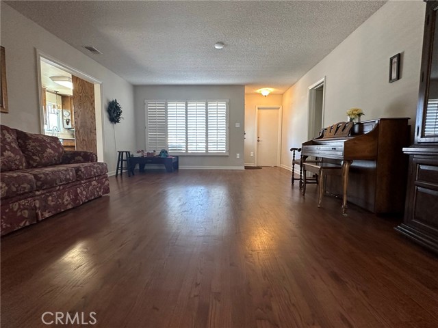 11323 Kentucky Avenue, Whittier, California 90604, 3 Bedrooms Bedrooms, ,2 BathroomsBathrooms,Single Family Residence,For Sale,Kentucky,PW24079472