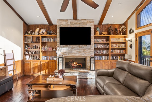 Detail Gallery Image 22 of 71 For 2420 San Antonio, Upland,  CA 91784 - 4 Beds | 3 Baths