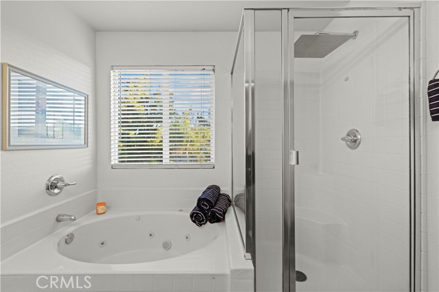 28238 Alton Way, Castaic CA: https://media.crmls.org/medias/afa0cb82-62b0-47da-953e-69aefa404b09.jpg