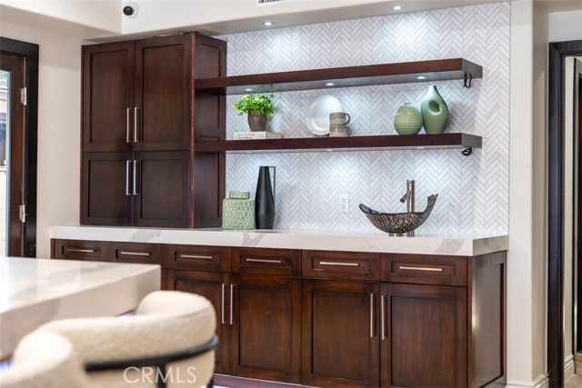 Detail Gallery Image 15 of 75 For 409 Morning Star, Newport Beach,  CA 92660 - 5 Beds | 5/1 Baths