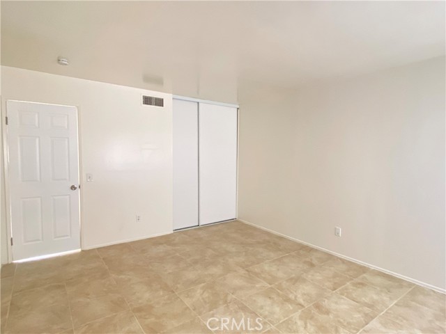 Detail Gallery Image 11 of 15 For 12196 Carnation Ln #B,  Moreno Valley,  CA 92557 - 2 Beds | 1/1 Baths