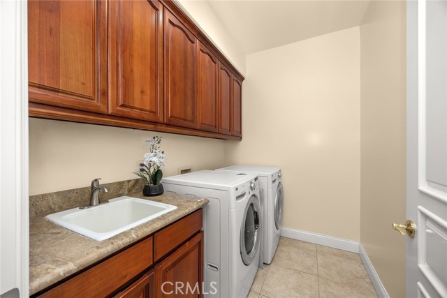 838 Braewood Court, South Pasadena CA: https://media.crmls.org/medias/afa1a987-9a18-46d8-9227-92eef3516a8d.jpg