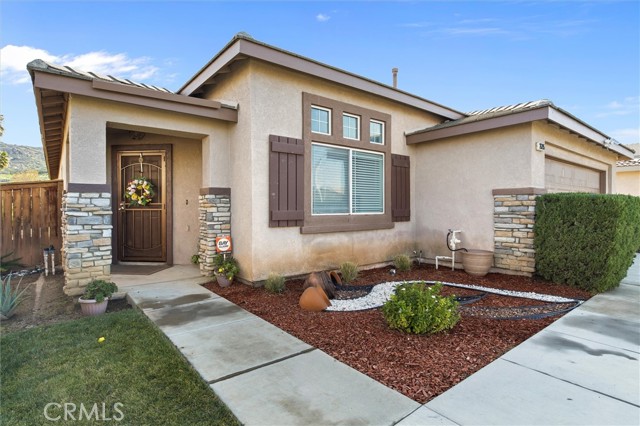Detail Gallery Image 6 of 39 For 26395 Old Anvil Ln, Moreno Valley,  CA 92555 - 4 Beds | 2 Baths