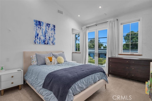 1757 8th Street, Manhattan Beach CA: https://media.crmls.org/medias/afa37c96-30b9-449f-986b-431af77bbcef.jpg