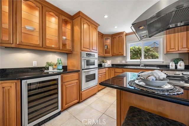 2341 E Monroe Avenue, Orange CA: https://media.crmls.org/medias/afa3d374-0770-4dd9-8364-51a64908c81b.jpg