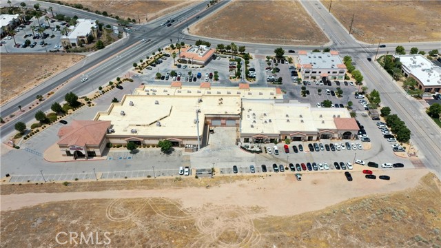 641 W Palmdale Boulevard, Palmdale CA: https://media.crmls.org/medias/afa4a09c-e696-427b-937d-1804d9e3dda6.jpg