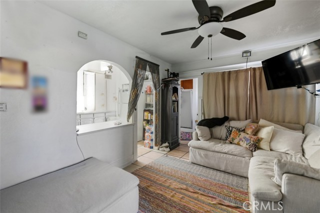 Detail Gallery Image 50 of 57 For 608 W 52nd, Los Angeles,  CA 90037 - 3 Beds | 2 Baths