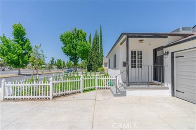 Detail Gallery Image 43 of 45 For 5840 White Oak Ave, Encino,  CA 91316 - 3 Beds | 2 Baths