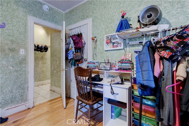 Detail Gallery Image 13 of 30 For 2213 S Bronson Ave, Los Angeles,  CA 90018 - – Beds | – Baths