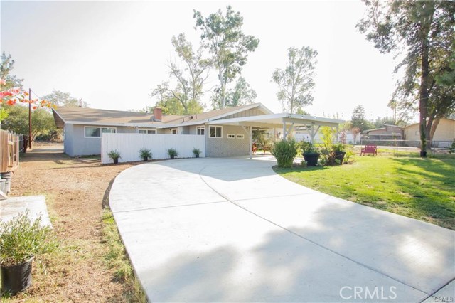 810 Ford St, Corona, CA 92879