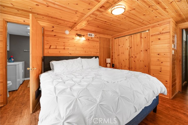 Detail Gallery Image 17 of 32 For 43339 Deer Canyon Rd, Big Bear Lake,  CA 92315 - 2 Beds | 2 Baths