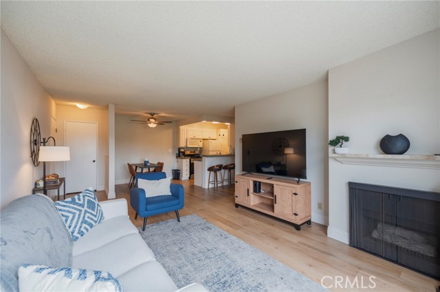 1 Bed Home for Sale in Playa del Rey, California