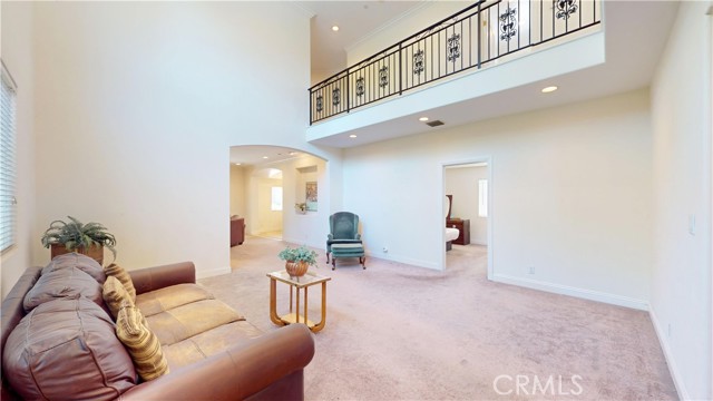 Detail Gallery Image 9 of 49 For 11054 Plainview Ave, Tujunga,  CA 91042 - 5 Beds | 3/1 Baths