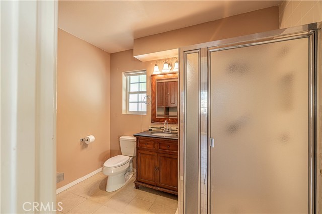 Detail Gallery Image 18 of 56 For 17527 Orna Dr, Granada Hills,  CA 91344 - 5 Beds | 6 Baths