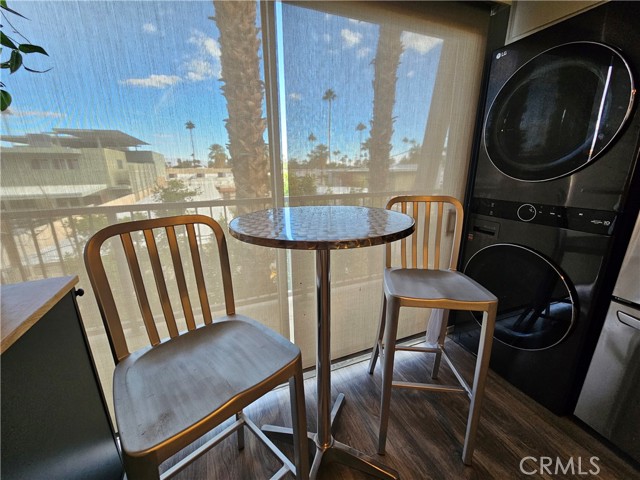 Detail Gallery Image 24 of 38 For 197 W via Lola #17,  Palm Springs,  CA 92262 - 2 Beds | 2 Baths