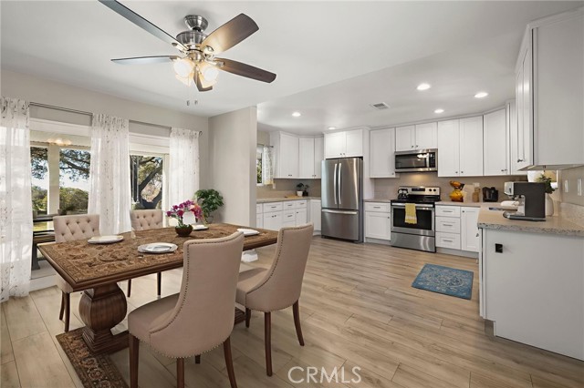 Detail Gallery Image 52 of 65 For 6472 Rainbow Heights, –,  CA 92028 - 4 Beds | 2 Baths