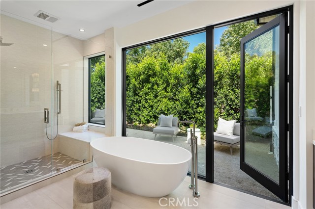 Detail Gallery Image 22 of 61 For 25057 Lewis and Clark Rd, Hidden Hills,  CA 91302 - 6 Beds | 7/4 Baths