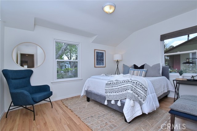 Detail Gallery Image 13 of 25 For 14018 Hesby St, Sherman Oaks,  CA 91423 - 3 Beds | 2 Baths