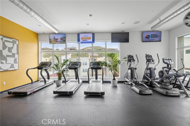 1831 Northpark Boulevard, San Bernardino CA: https://media.crmls.org/medias/afa9ae29-9e86-4835-b816-16d71a6c5b3d.jpg