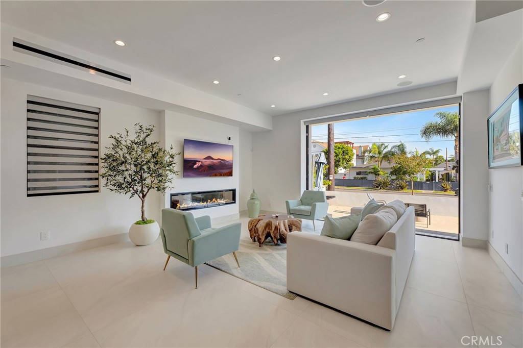 MLS #OC26164357 image #10
