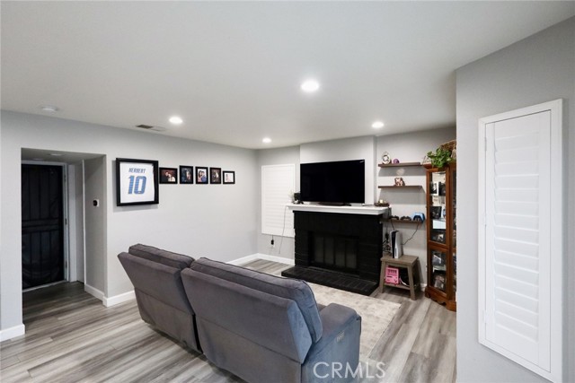 Detail Gallery Image 16 of 51 For 2804 Rippling Brook, Ontario,  CA 91761 - 3 Beds | 2/1 Baths