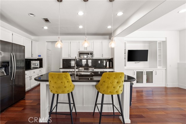 4359 Altivo Lane, Corona CA: https://media.crmls.org/medias/afaa9529-e66e-4b3b-baf8-595a39e8764f.jpg