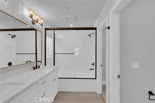 617 E Walnut Avenue, Monrovia CA: https://media.crmls.org/medias/afab2859-46b5-4eb9-a274-a708774a04be.jpg