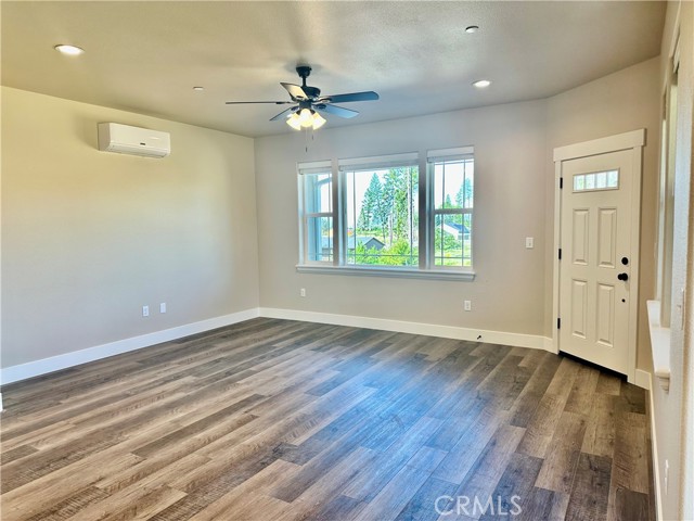 Detail Gallery Image 4 of 27 For 5954 Hazel Way, Paradise,  CA 95969 - 3 Beds | 2 Baths