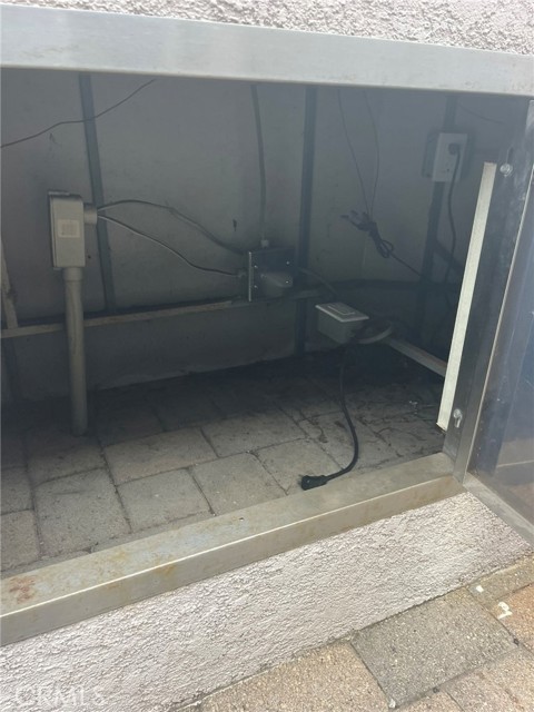 131 S Ellery Drive, San Pedro CA: https://media.crmls.org/medias/afac6684-c7a0-4954-b87e-0c67c17488c6.jpg