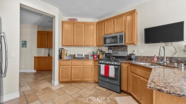 Detail Gallery Image 13 of 40 For 1821 Whispering Bells Rd, San Jacinto,  CA 92582 - 3 Beds | 3 Baths