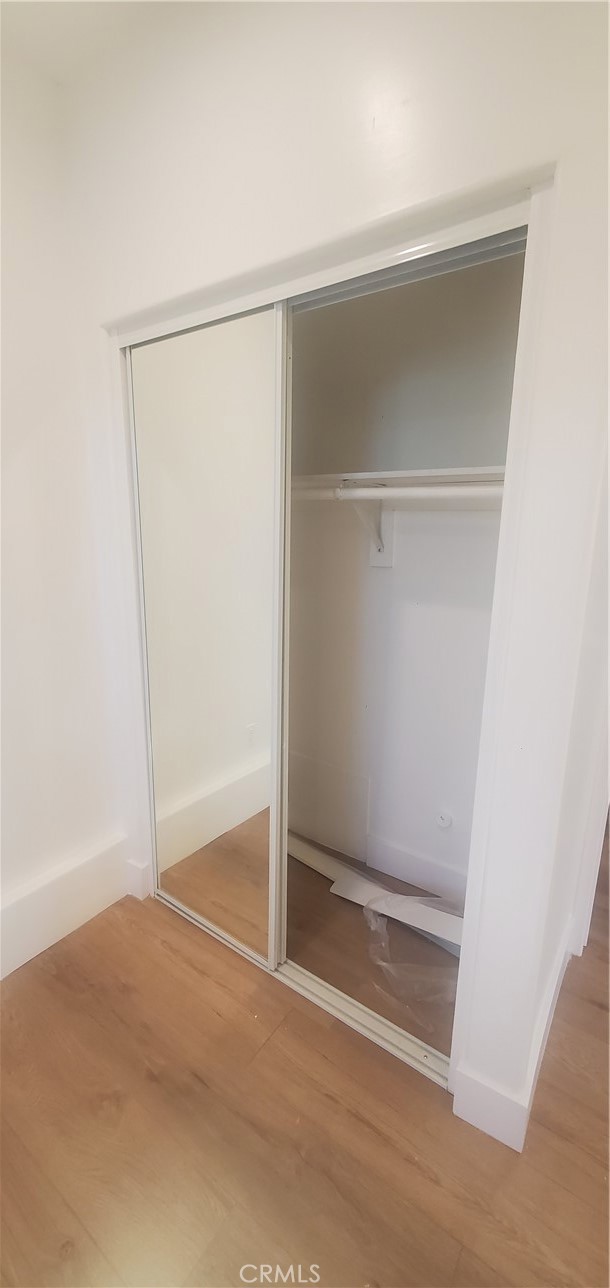 Detail Gallery Image 19 of 27 For 23462 Friar St, Woodland Hills,  CA 91367 - 1 Beds | 1 Baths