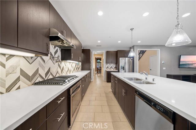 3942 Alexander Ave, Ontario CA: https://media.crmls.org/medias/afadcb11-d4b7-4dec-9579-6b0ac58d7afb.jpg