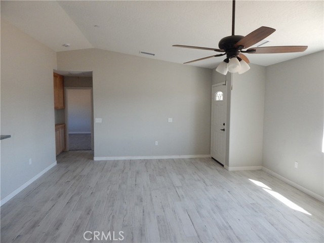 Detail Gallery Image 3 of 24 For 20198 Zuni Road, Apple Valley,  CA 92307 - 3 Beds | 2 Baths