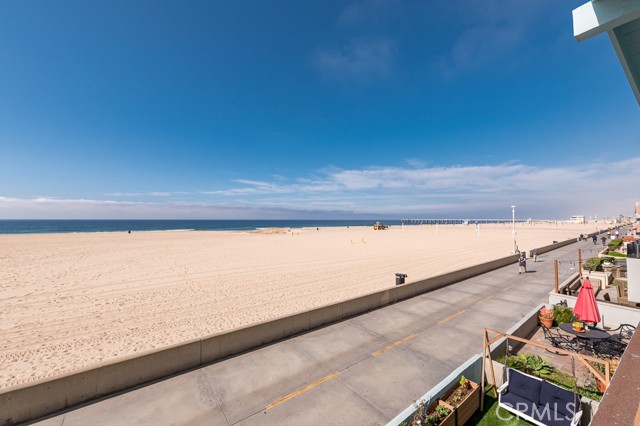 528 The Strand, Hermosa Beach, California 90254, ,Residential Income,For Sale,The Strand,SB25013282