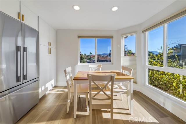 Detail Gallery Image 7 of 30 For 12 Lakeview, Irvine,  CA 92604 - 3 Beds | 2 Baths