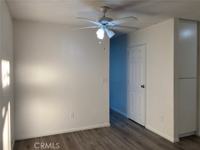 1131 Barstow Road, Barstow CA: https://media.crmls.org/medias/afb0a240-e92b-45eb-b247-bd66780d3f37.jpg