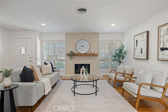 Image 4 of 29 For 5258 Hanover Drive