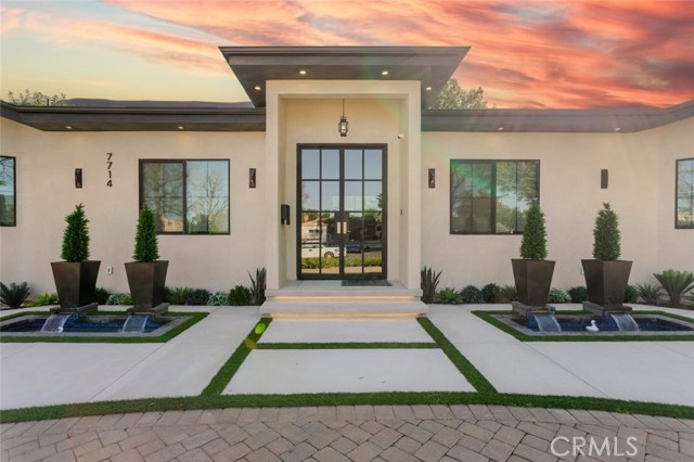 Detail Gallery Image 12 of 70 For 7714 Lasaine Ave, Northridge,  CA 91325 - 3 Beds | 4 Baths