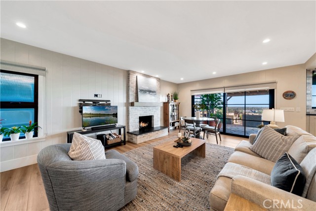 3636 E Longridge Drive, Orange CA: https://media.crmls.org/medias/afb25f8c-0290-45e7-81eb-61c5058a5f08.jpg